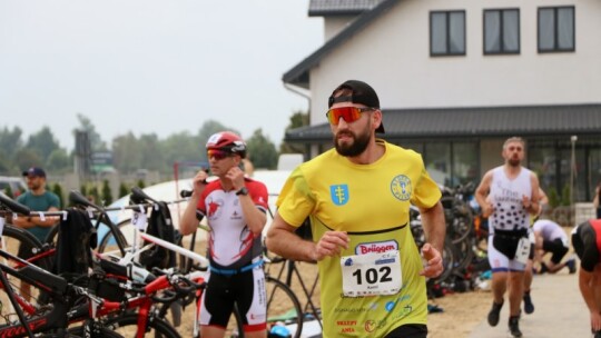 Robert Mrozek zwycięzcą X Triathlonu Garwolińskiego. Łukasz Biernacki na podium