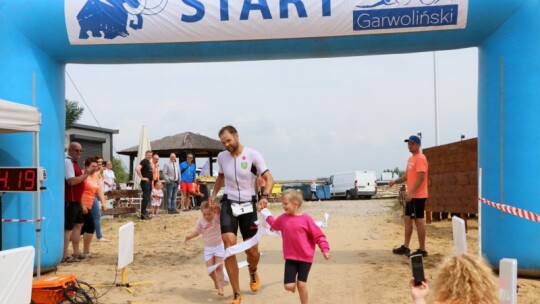 Robert Mrozek zwycięzcą X Triathlonu Garwolińskiego. Łukasz Biernacki na podium