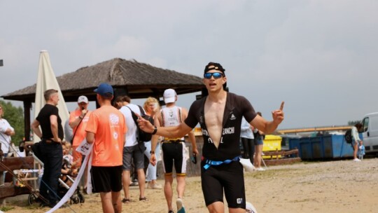 Robert Mrozek zwycięzcą X Triathlonu Garwolińskiego. Łukasz Biernacki na podium