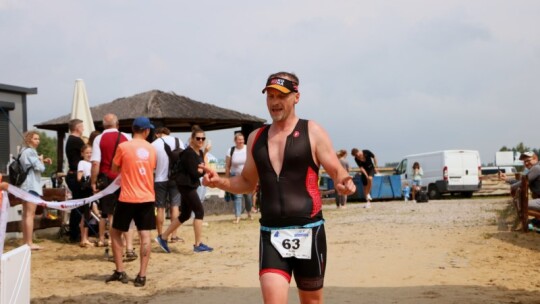 Robert Mrozek zwycięzcą X Triathlonu Garwolińskiego. Łukasz Biernacki na podium