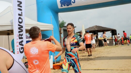 Robert Mrozek zwycięzcą X Triathlonu Garwolińskiego. Łukasz Biernacki na podium