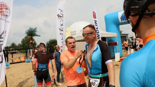 Robert Mrozek zwycięzcą X Triathlonu Garwolińskiego. Łukasz Biernacki na podium