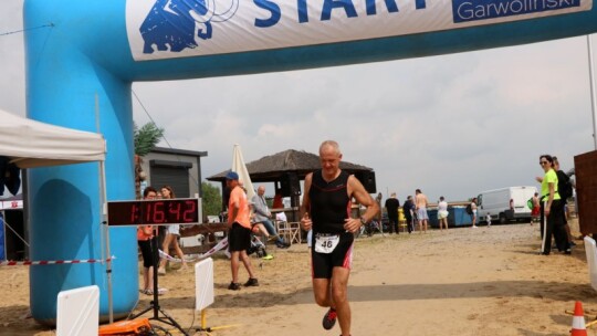 Robert Mrozek zwycięzcą X Triathlonu Garwolińskiego. Łukasz Biernacki na podium