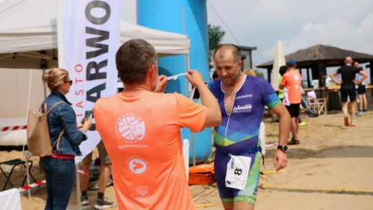 Robert Mrozek zwycięzcą X Triathlonu Garwolińskiego. Łukasz Biernacki na podium