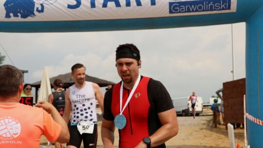 Robert Mrozek zwycięzcą X Triathlonu Garwolińskiego. Łukasz Biernacki na podium