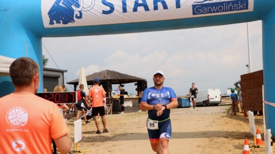 Robert Mrozek zwycięzcą X Triathlonu Garwolińskiego. Łukasz Biernacki na podium