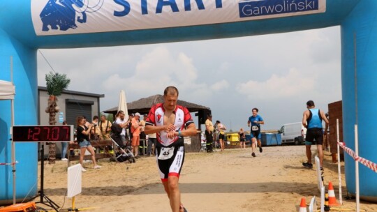 Robert Mrozek zwycięzcą X Triathlonu Garwolińskiego. Łukasz Biernacki na podium