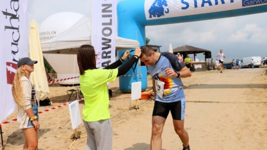 Robert Mrozek zwycięzcą X Triathlonu Garwolińskiego. Łukasz Biernacki na podium