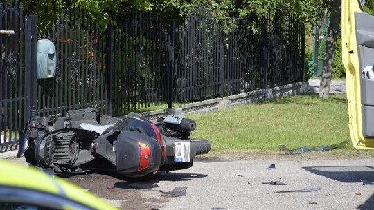 Wypadek z udziałem skutera w Uninie