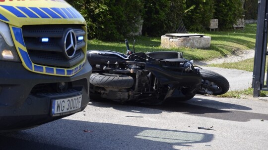 Wypadek z udziałem skutera w Uninie