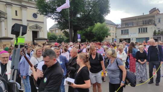 Na Jasną Górę! Piesza Pielgrzymka Podlaska ruszyła [wideo]