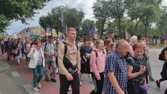 Na Jasną Górę! Piesza Pielgrzymka Podlaska ruszyła [wideo]