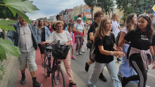 Na Jasną Górę! Piesza Pielgrzymka Podlaska ruszyła [wideo]