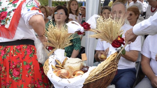 Gm. Łaskarzew: Zakończenie żniw w Woli Rowskiej