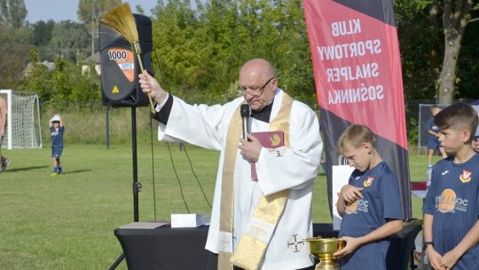 Było ściernisko, a jest piękne boisko [wideo]