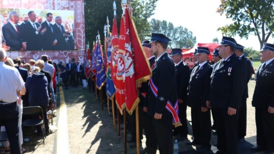 Dożynki z premierem w Miętnem