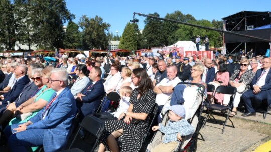 Dożynki z premierem w Miętnem