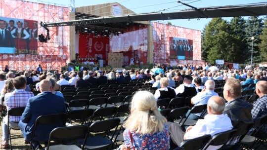 Dożynki z premierem w Miętnem