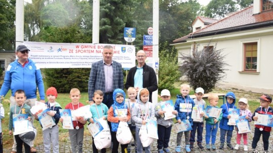 Gminne Biegi Przełajowe w Borowiu