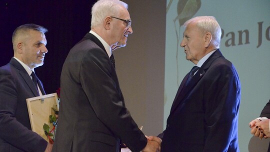 Wręczyli tytuły „Zasłużony dla Powiatu Garwolińskiego” [wideo]