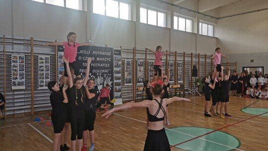 Parysów: Szkoła wyremontowana i z kompleksem sportowym