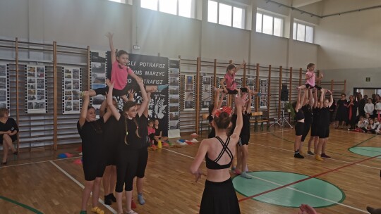 Parysów: Szkoła wyremontowana i z kompleksem sportowym