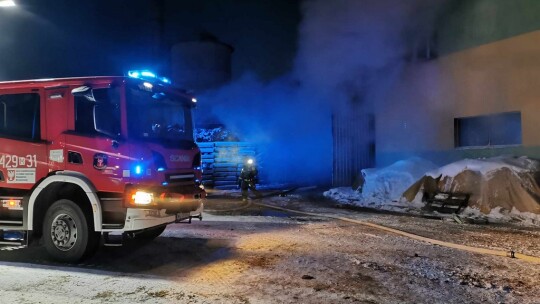 Pożar hali z tekstyliami [aktualizacja]