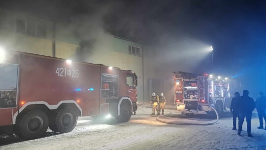 Pożar hali z tekstyliami [aktualizacja]