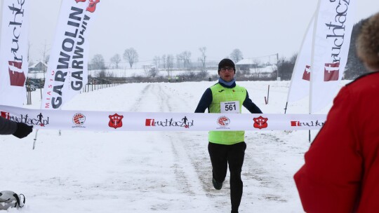 Bieg mikołajkowy w uroczej aurze