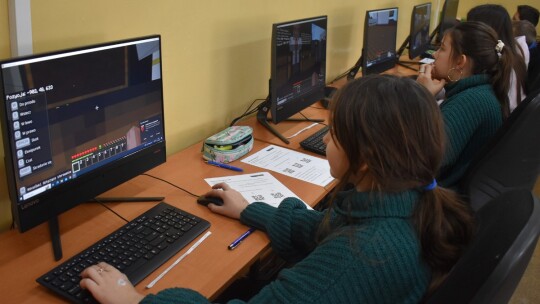 O bezpieczeństwie w sieci na policyjnych lekcjach z Minecraftem