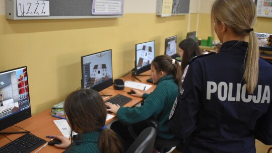 O bezpieczeństwie w sieci na policyjnych lekcjach z Minecraftem
