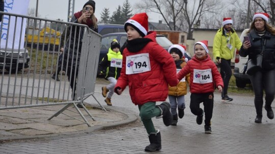 Bieg Mikołajów po raz trzeci w Pilawie