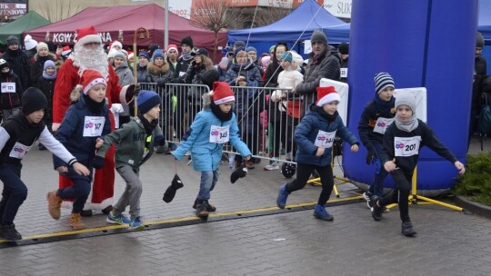 Bieg Mikołajów po raz trzeci w Pilawie