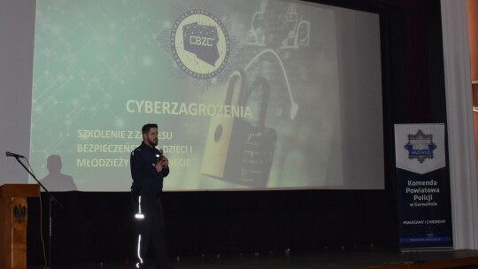 Rozmawiali o cyberzagrożeniach