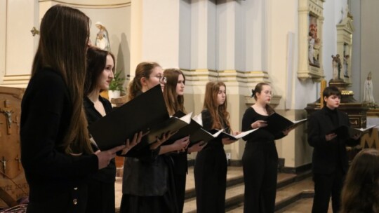 Zawitaj Ukrzyżowany: niezwykły koncert Chóru Rodzinnego