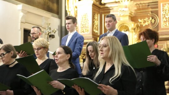 Zawitaj Ukrzyżowany: niezwykły koncert Chóru Rodzinnego