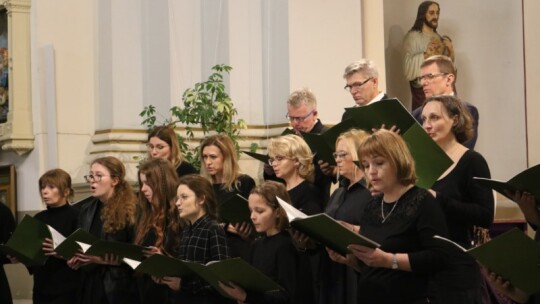 Zawitaj Ukrzyżowany: niezwykły koncert Chóru Rodzinnego