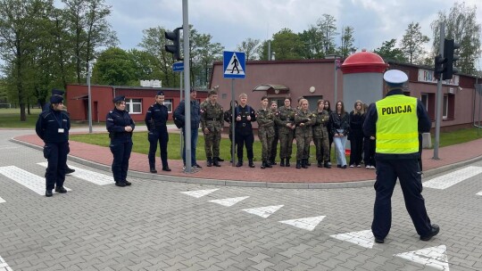 Uczniowie klas mundurowych w CSP w Legionowie