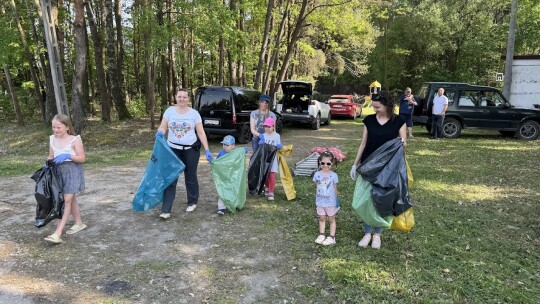 Urzekająca akcja sprzątania małej ojczyzny Urzekająca akcja sprzątania małej ojczyzny