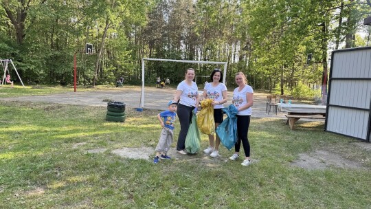 Urzekająca akcja sprzątania małej ojczyzny Urzekająca akcja sprzątania małej ojczyzny