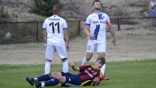 Emocjonujące derby powiatu. Przesądził gol w doliczonym czasie