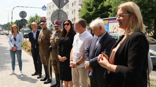 Skwer Solidarności z kubikami na wystawy