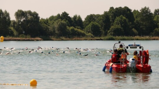 Mateusz Tkaczyk zwycięzcą Triathlonu Garwolińskiego 2024