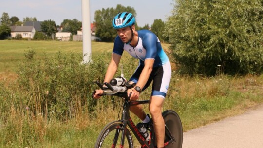 Mateusz Tkaczyk zwycięzcą Triathlonu Garwolińskiego 2024