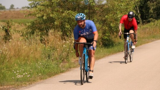 Mateusz Tkaczyk zwycięzcą Triathlonu Garwolińskiego 2024