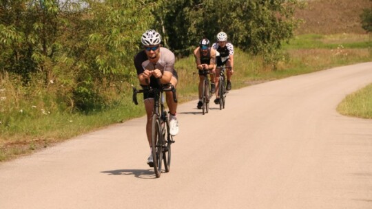 Mateusz Tkaczyk zwycięzcą Triathlonu Garwolińskiego 2024