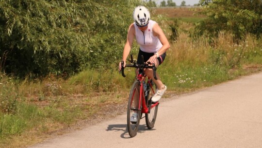 Mateusz Tkaczyk zwycięzcą Triathlonu Garwolińskiego 2024