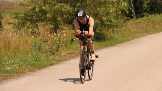 Mateusz Tkaczyk zwycięzcą Triathlonu Garwolińskiego 2024