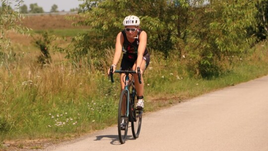 Mateusz Tkaczyk zwycięzcą Triathlonu Garwolińskiego 2024