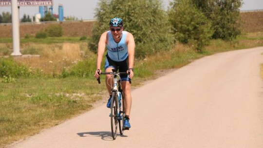 Mateusz Tkaczyk zwycięzcą Triathlonu Garwolińskiego 2024